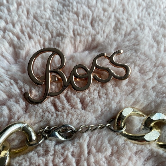 Boss ring and chain necklace - Picture 2 of 5